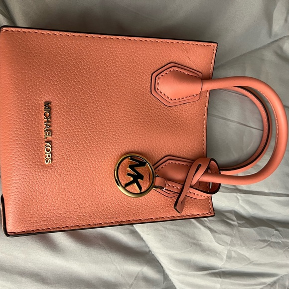 Michael Kors Mini Tote Bag And Wallet - Picture 2 of 7